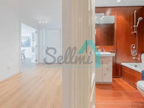 Piso de 166 m² en Oviedo