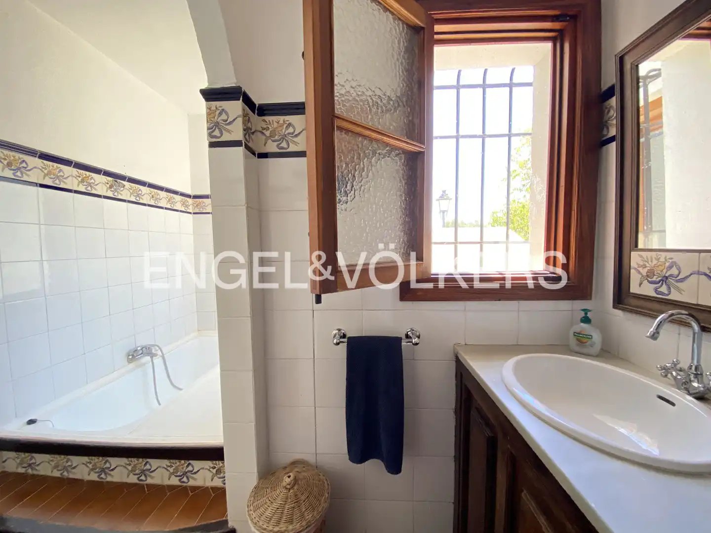 Appartement 380 m² à Nàquera / Náquera