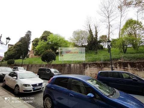 Piso de 90 m² en Oviedo