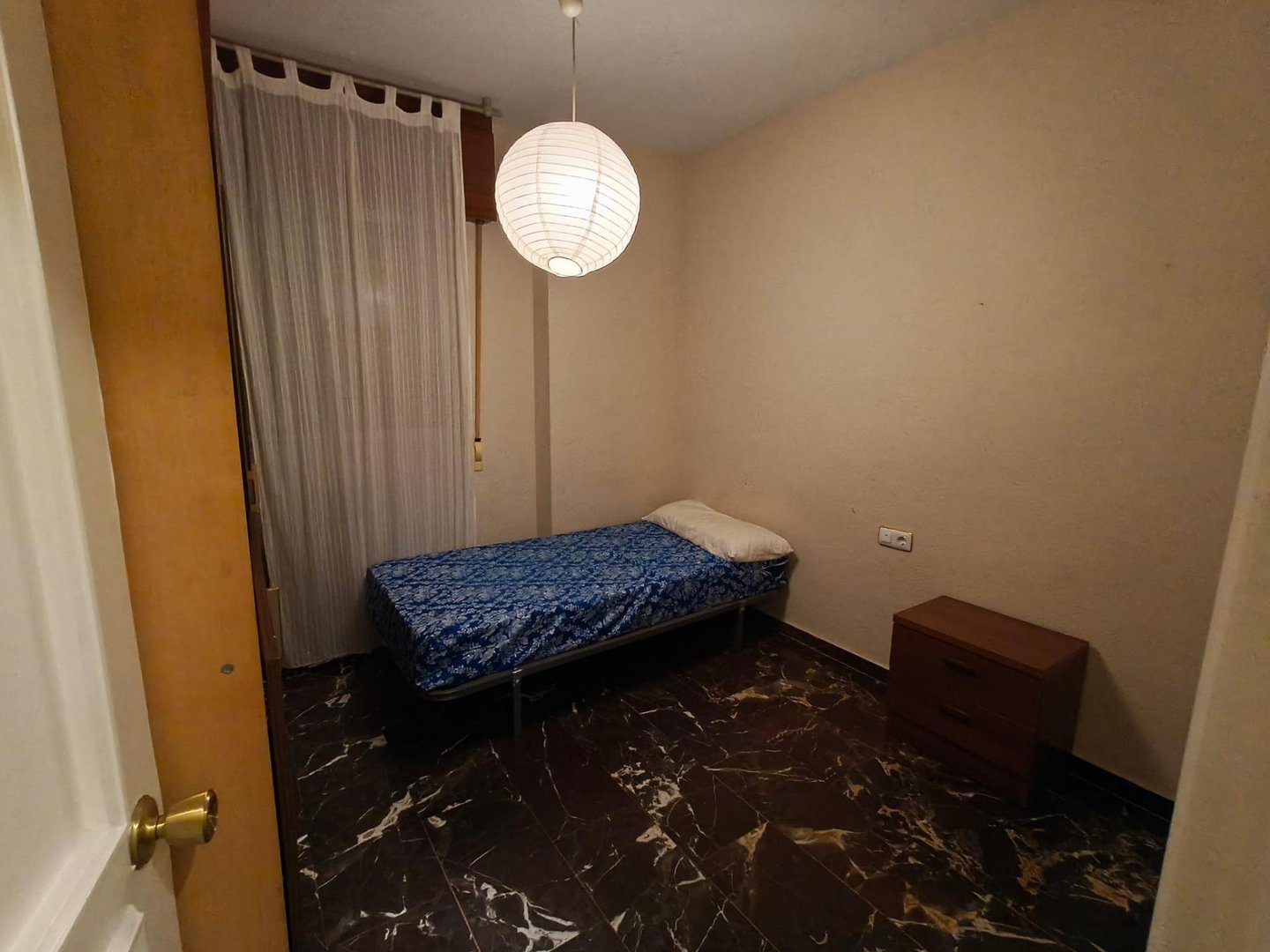 Piso de 200 m² en Granada
