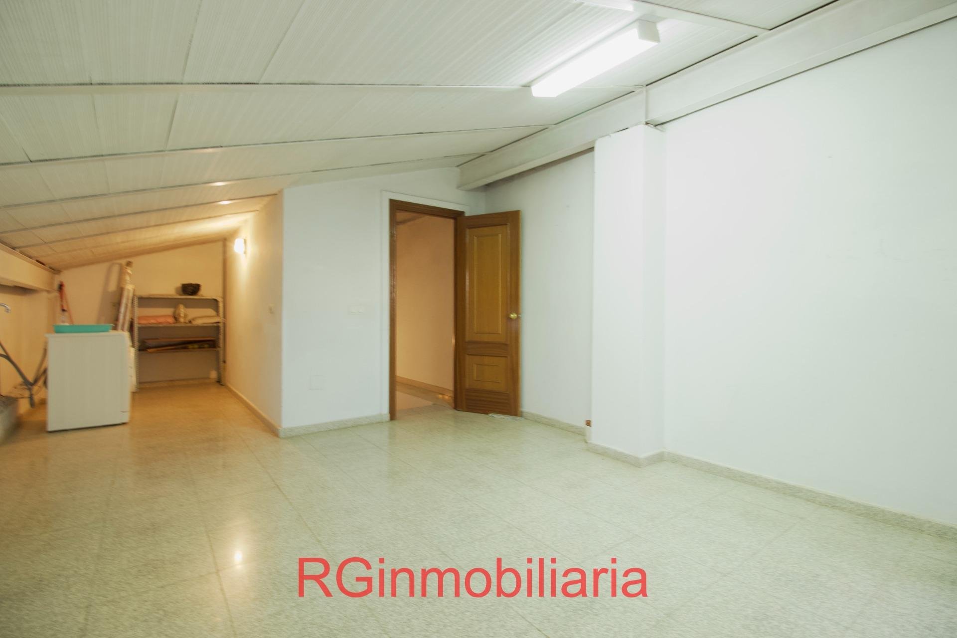 Piso de 108 m² en Orellana la Vieja