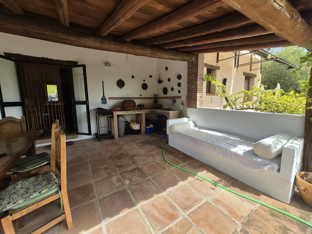 Квартира 225 м² в Jubrique