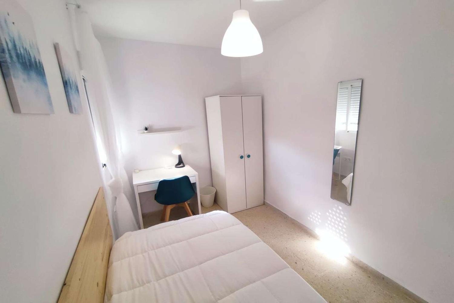 Habitación 15 m², Granada