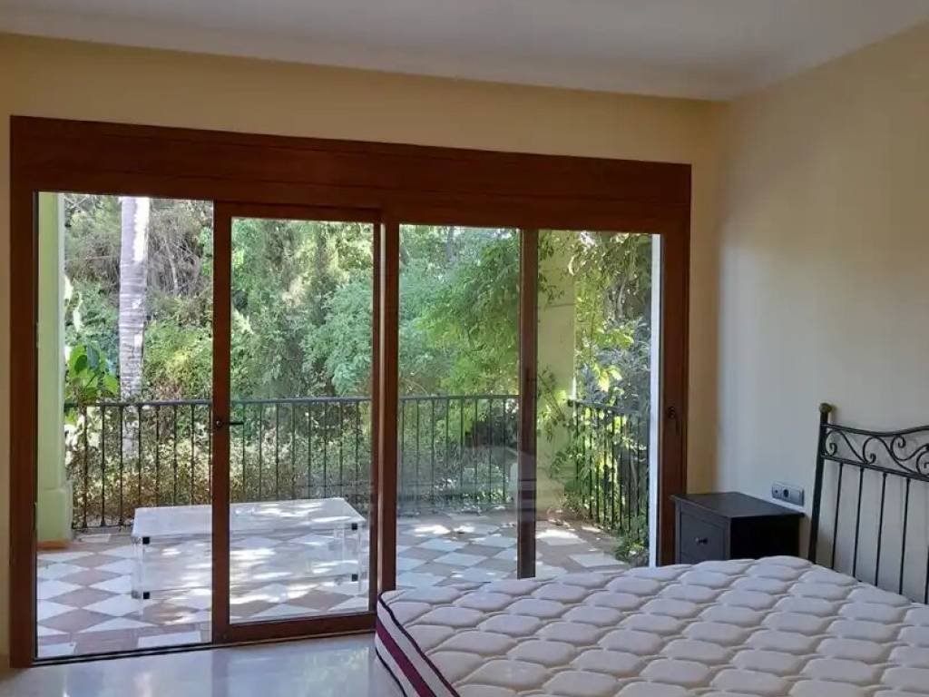 Casa de 752 m² en Estepona