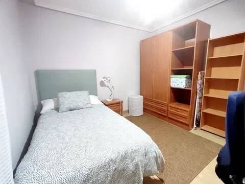 Piso de 120 m² en Oviedo