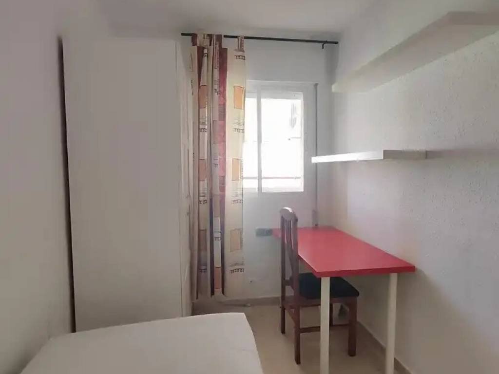 Piso de 85 m² en Málaga