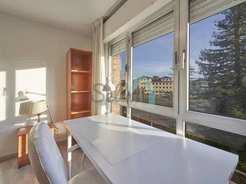 Piso de 115 m² en Oviedo