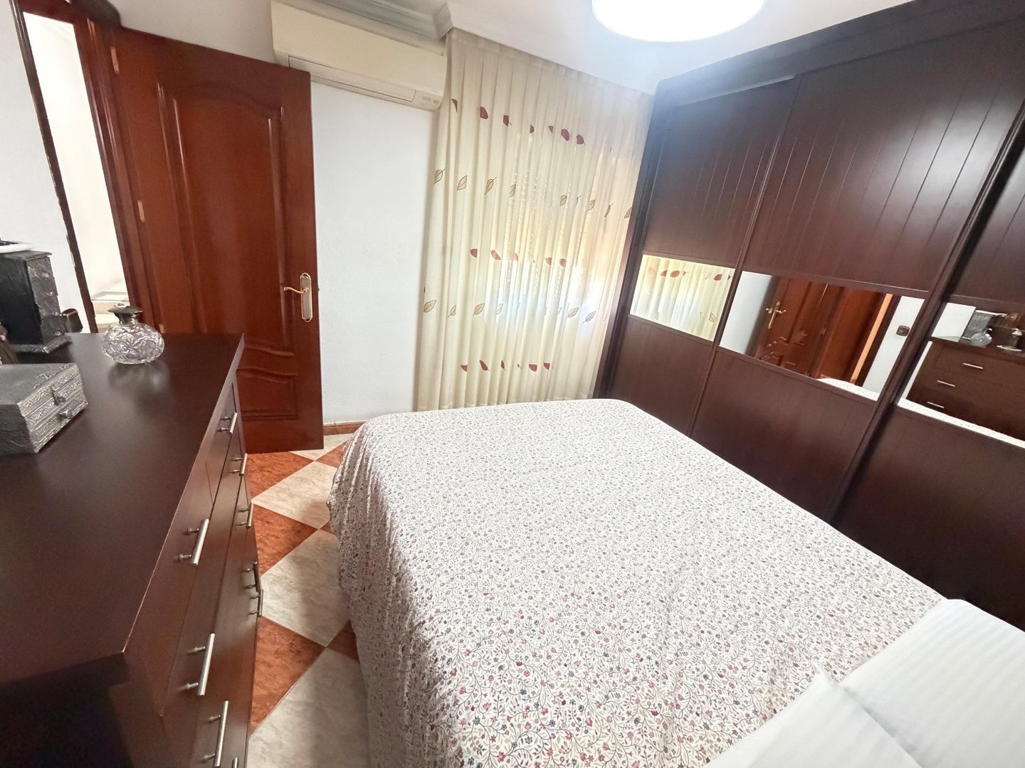 Piso de 81 m² en Sevilla