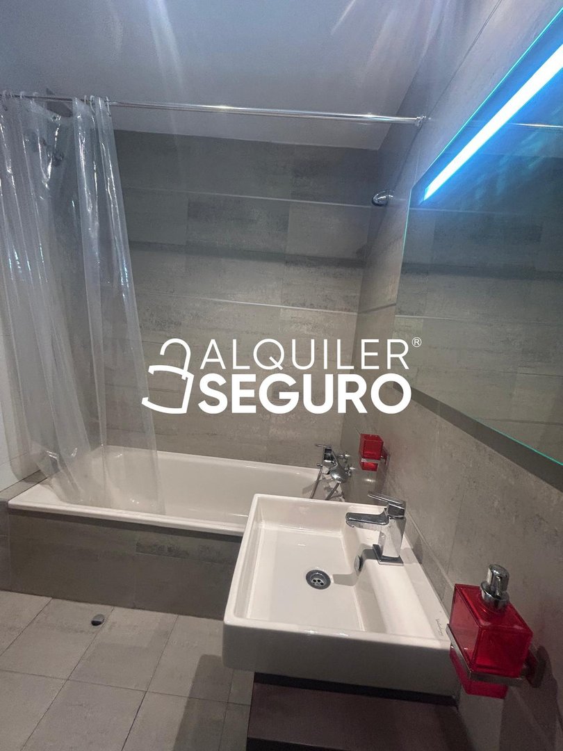 Piso de 89 m² en Granada