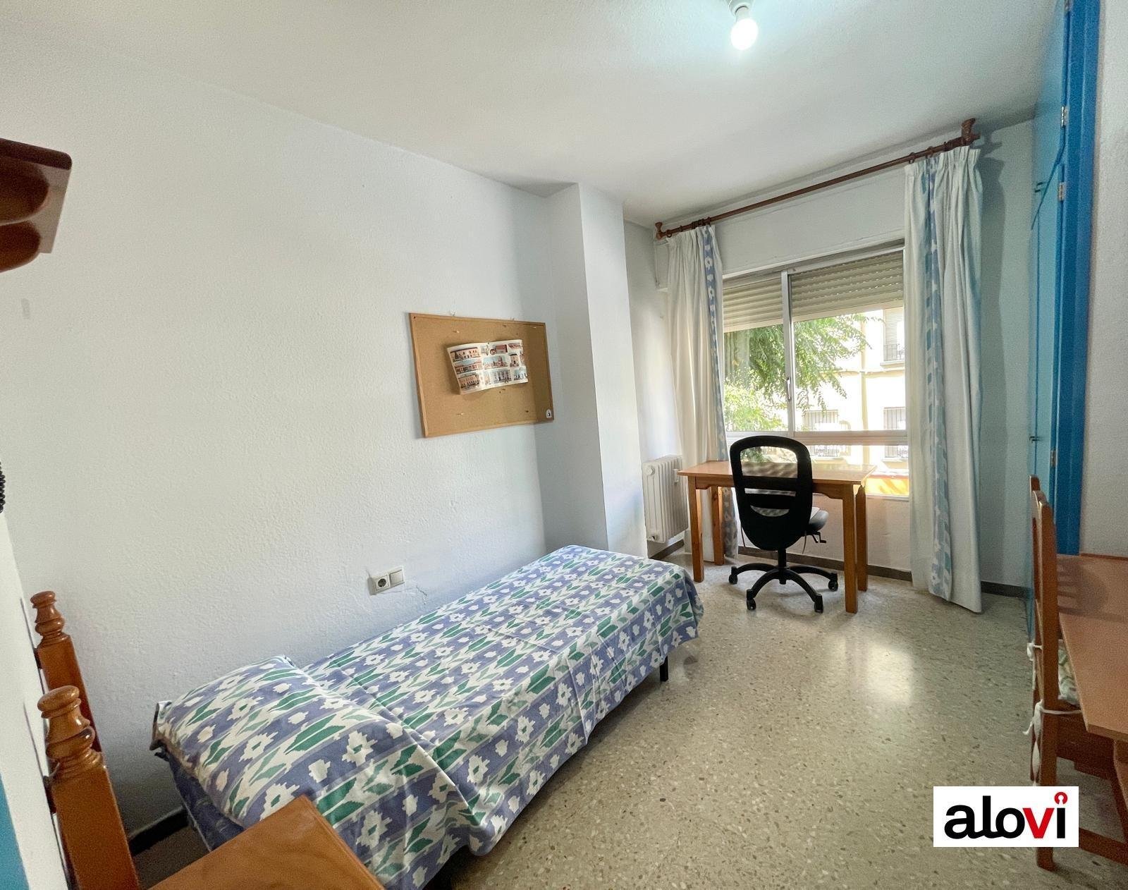 Habitación 200 m², Granada