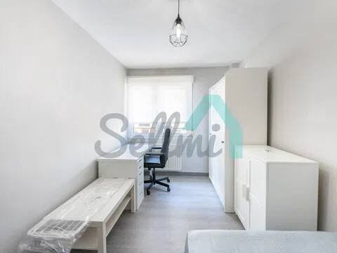 Habitación 70 m², Oviedo