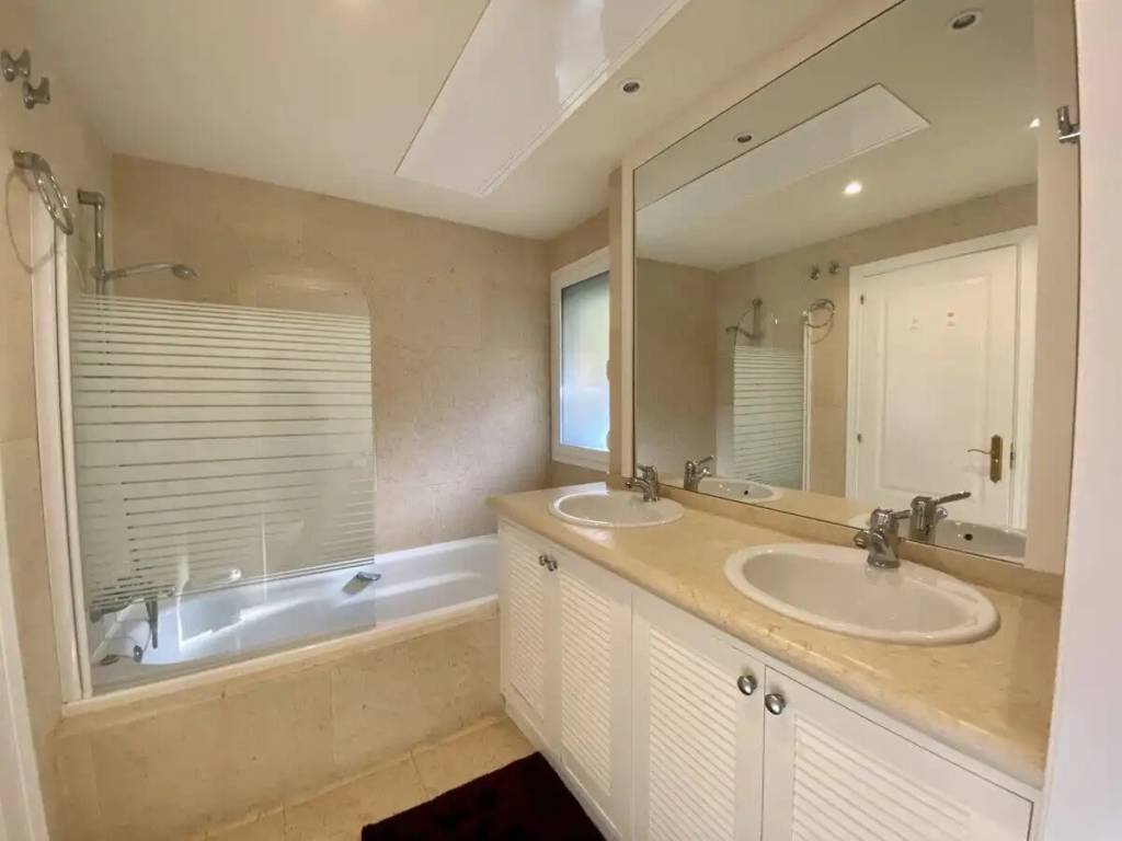 Piso de 150 m² en Marbella