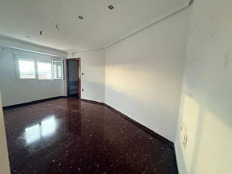 Piso de 200 m² en Játiva