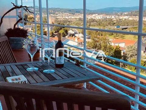 Piso de 240 m² en Poio