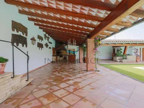 Casa de 500 m² a Sant Cugat del Vallès