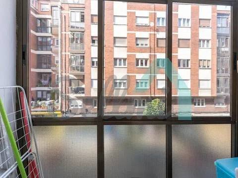 Pis de 85 m² a Oviedo