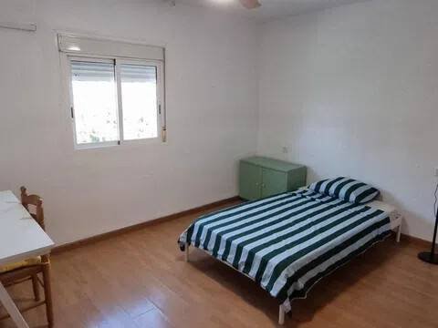Habitación 110 m², Almería