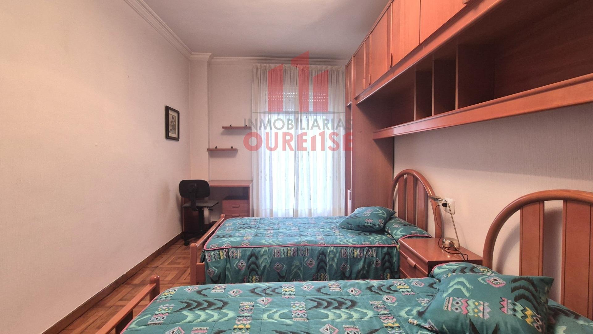 Piso de 95 m² en Ourense