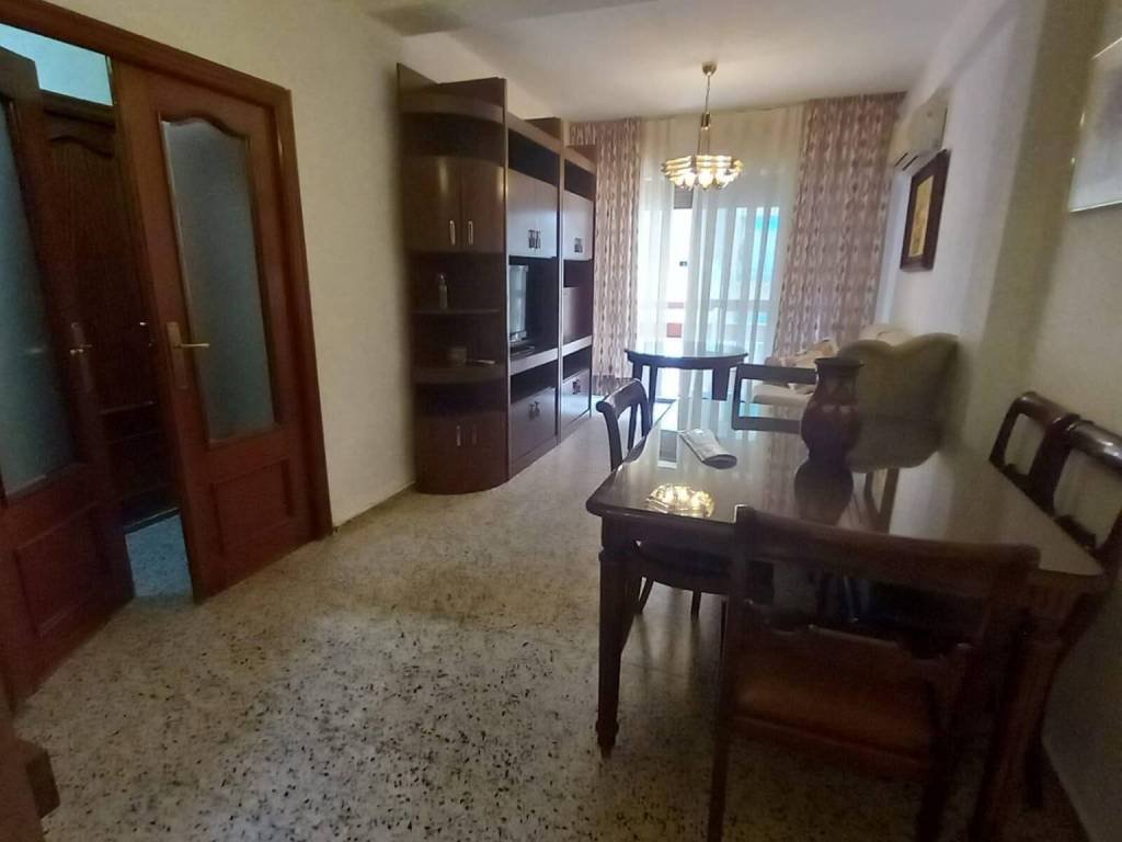 Pis de 76 m² a Còrdova