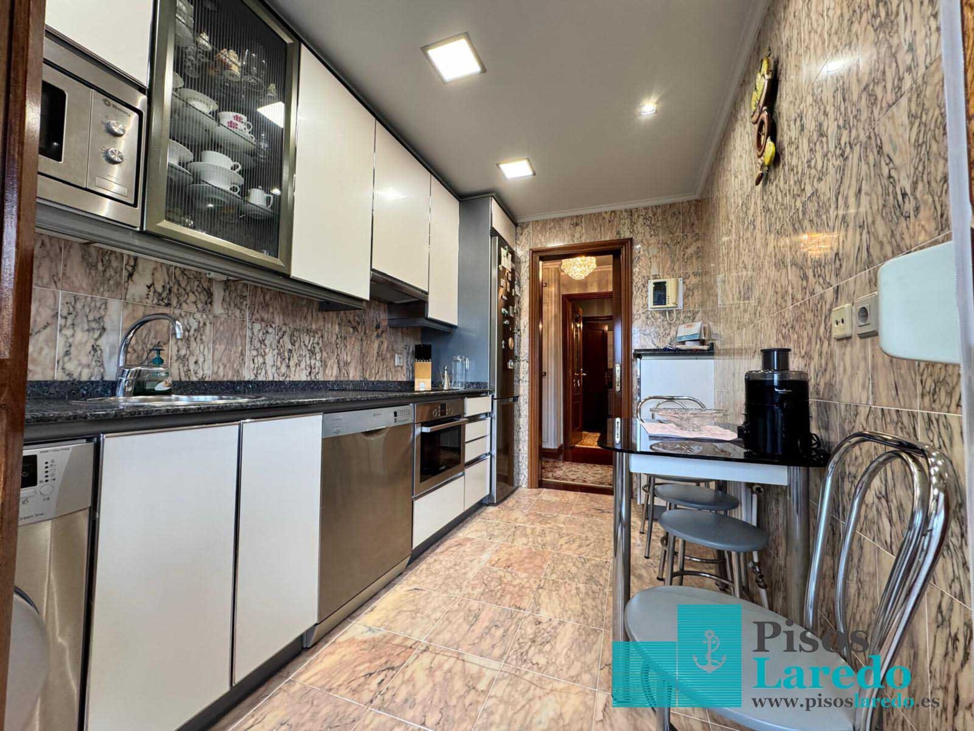 Piso de 100 m² en Laredo