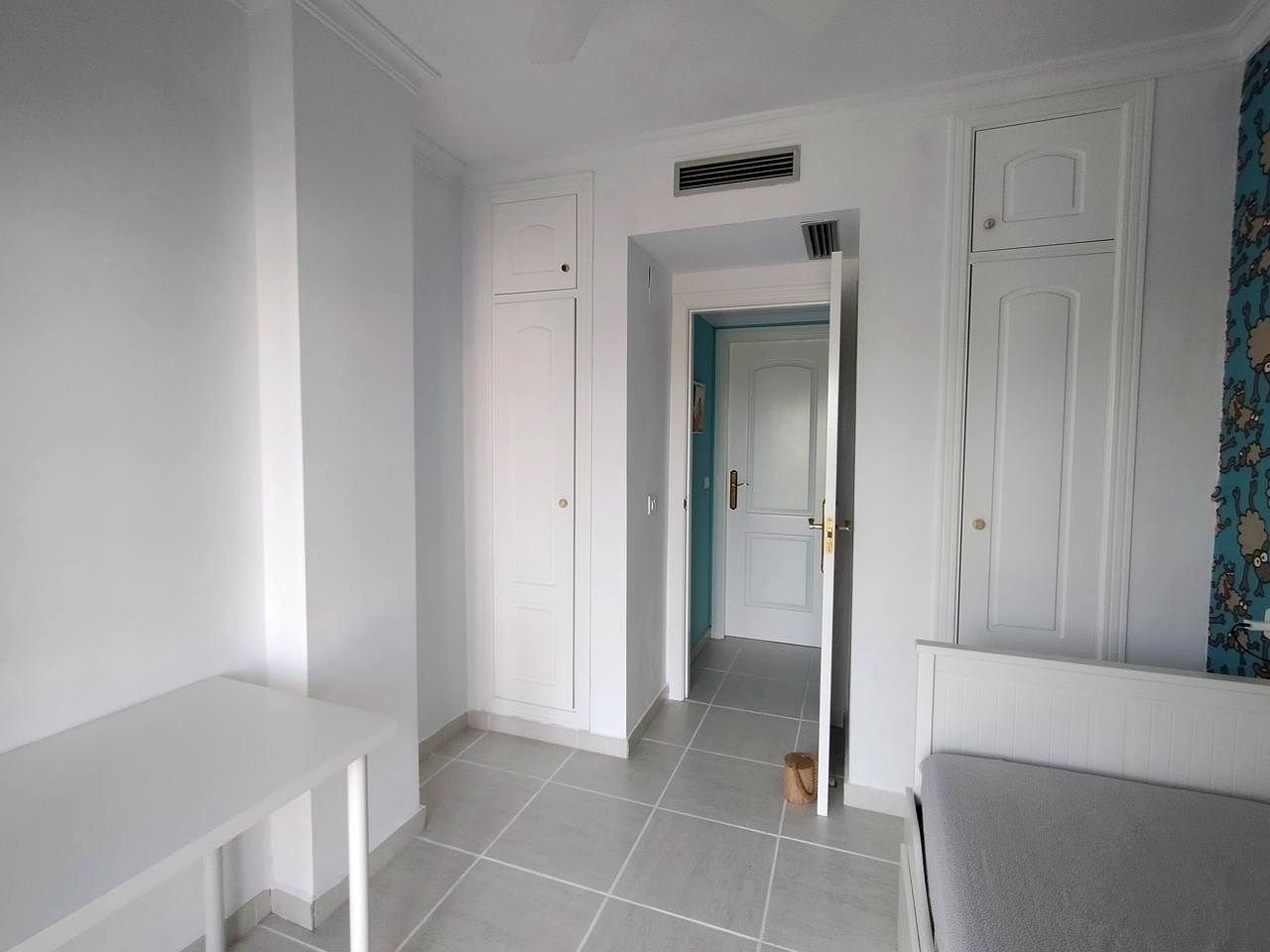 Piso de 95 m² en Oliva