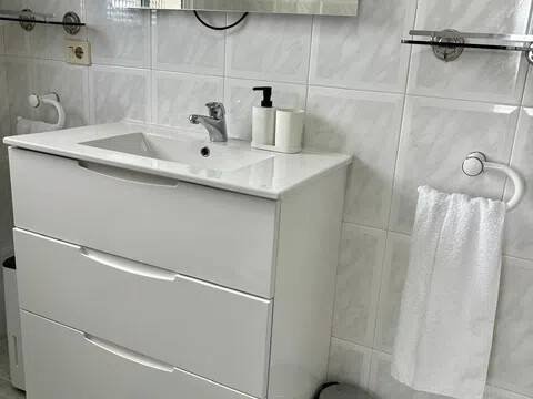 Casa de 85 m² en Oleiros
