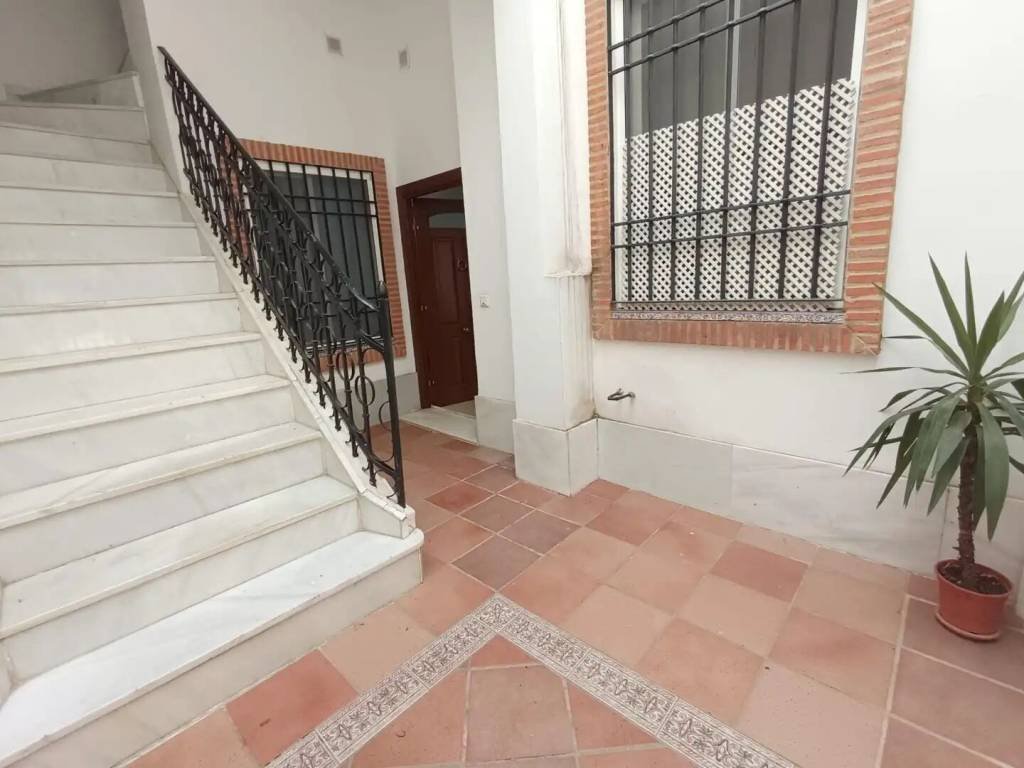 Pis de 60 m² a Còrdova