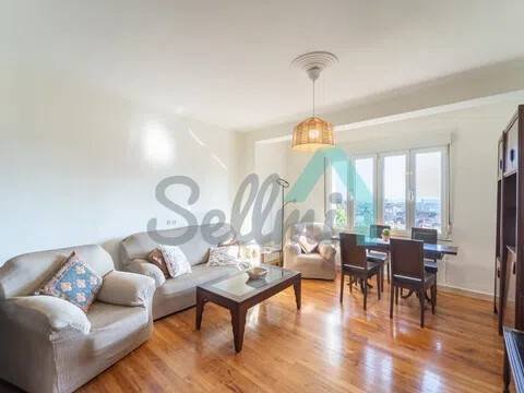 Piso de 212 m² en Oviedo