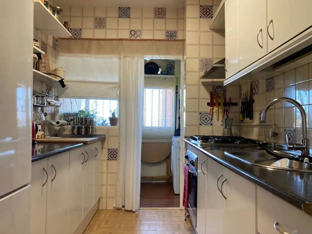 Wohnung 120 m² in Granada