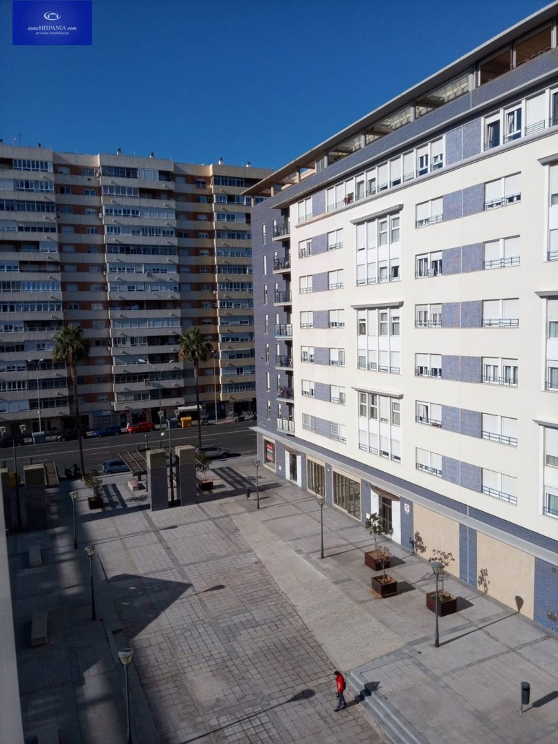 Piso de 86 m² en Cádiz