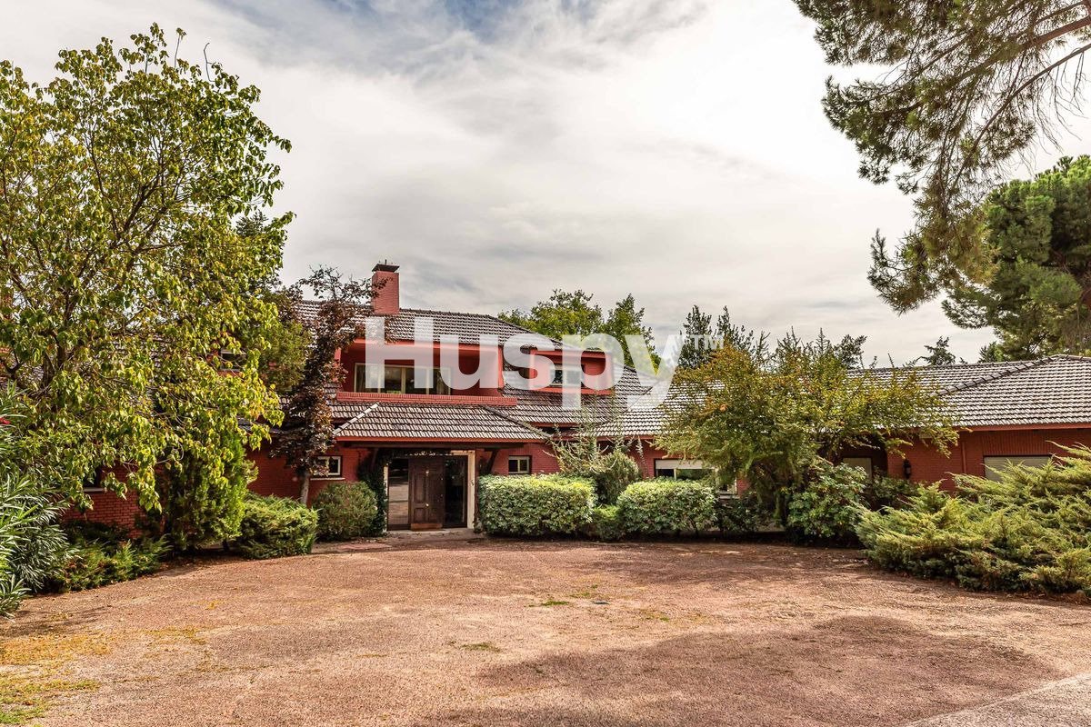 Pis de 1200 m² a Pozuelo de Alarcón