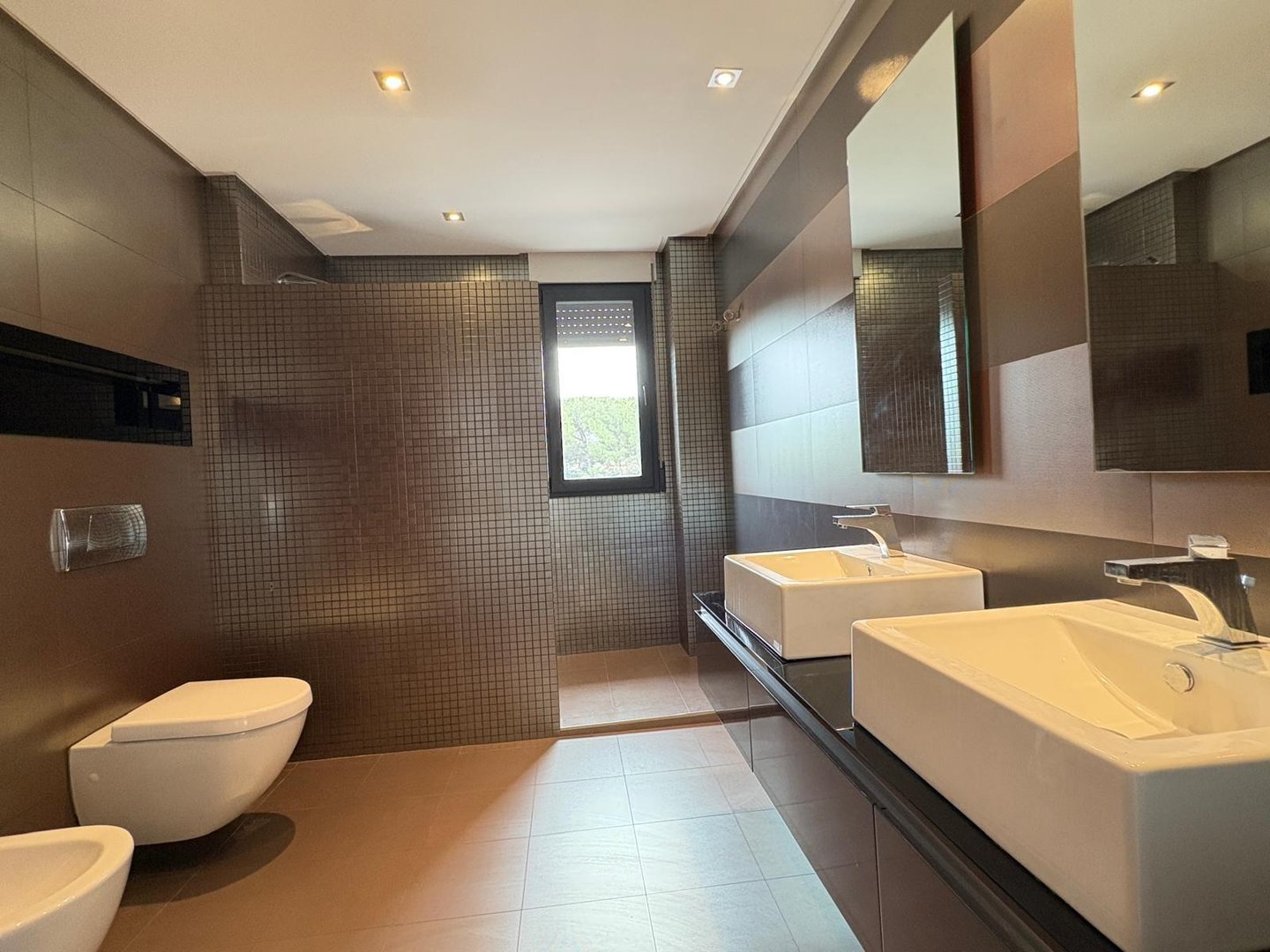 Casa de 318 m² en Elda