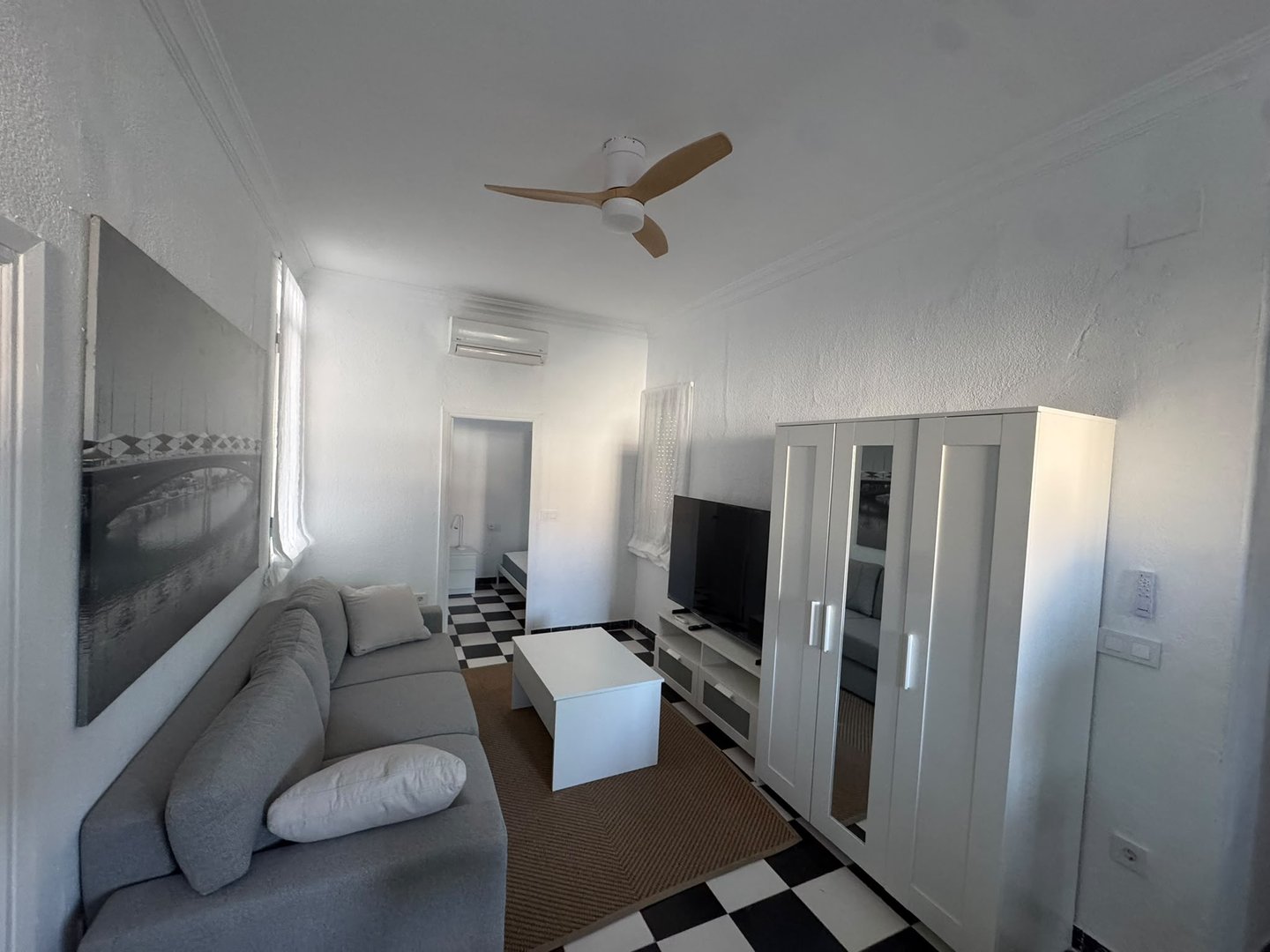 Piso de 77 m² en Sevilla