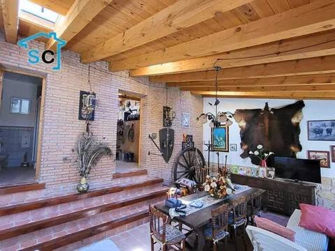 Piso de 445 m² en Torremocha del Campo