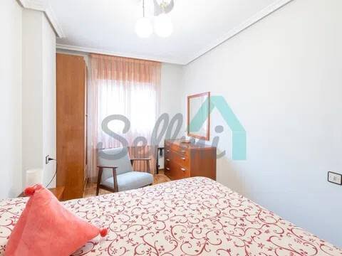 Piso de 72 m² en Oviedo