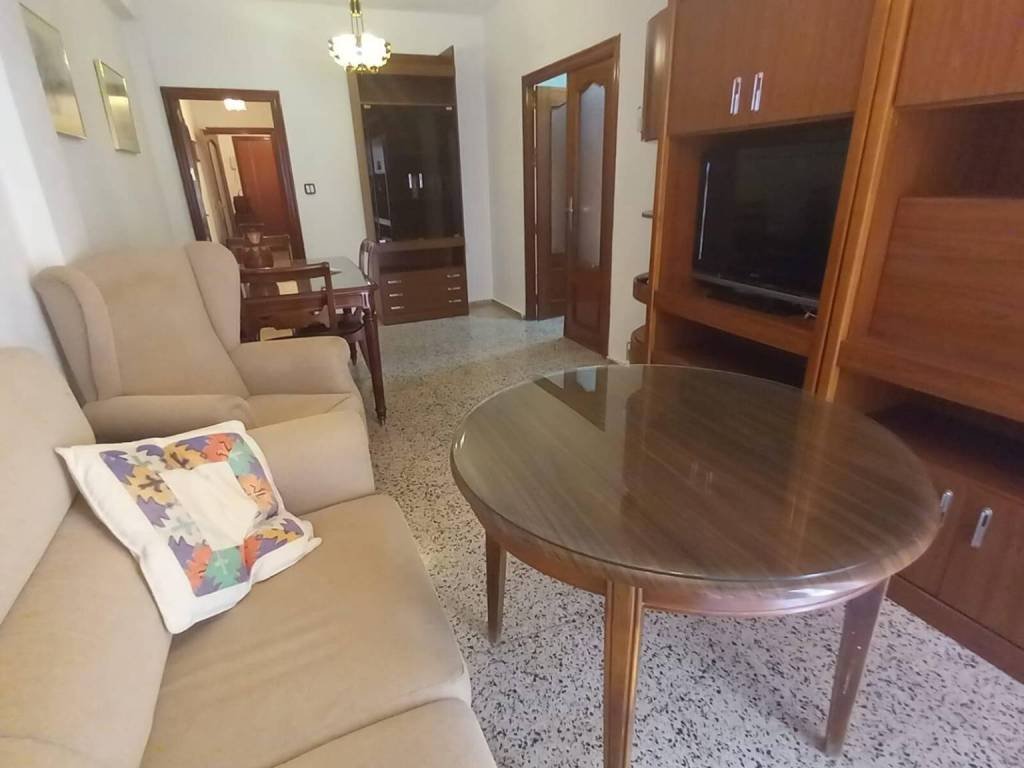 Pis de 76 m² a Còrdova