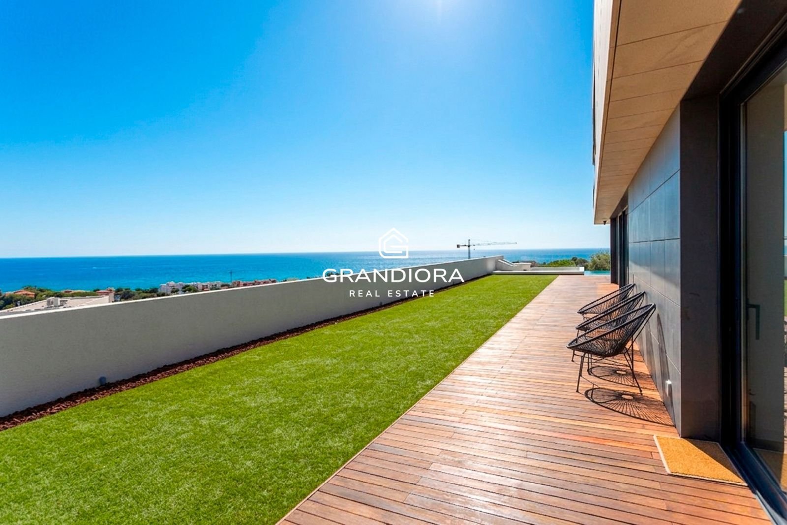 Casa de 450 m² en Población de Arroyo