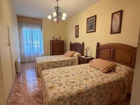 Appartement 90 m² à La Almunia de Doña Godina