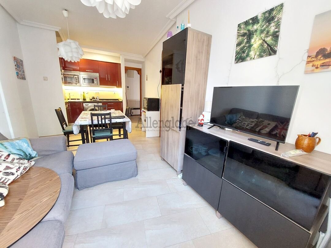 Piso de 75 m² en Oviedo