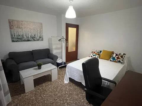 Habitación 90 m², Murcia