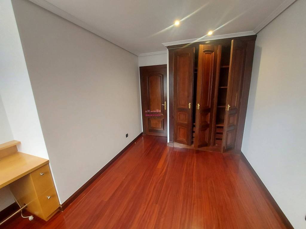 Piso de 86 m² en Vigo
