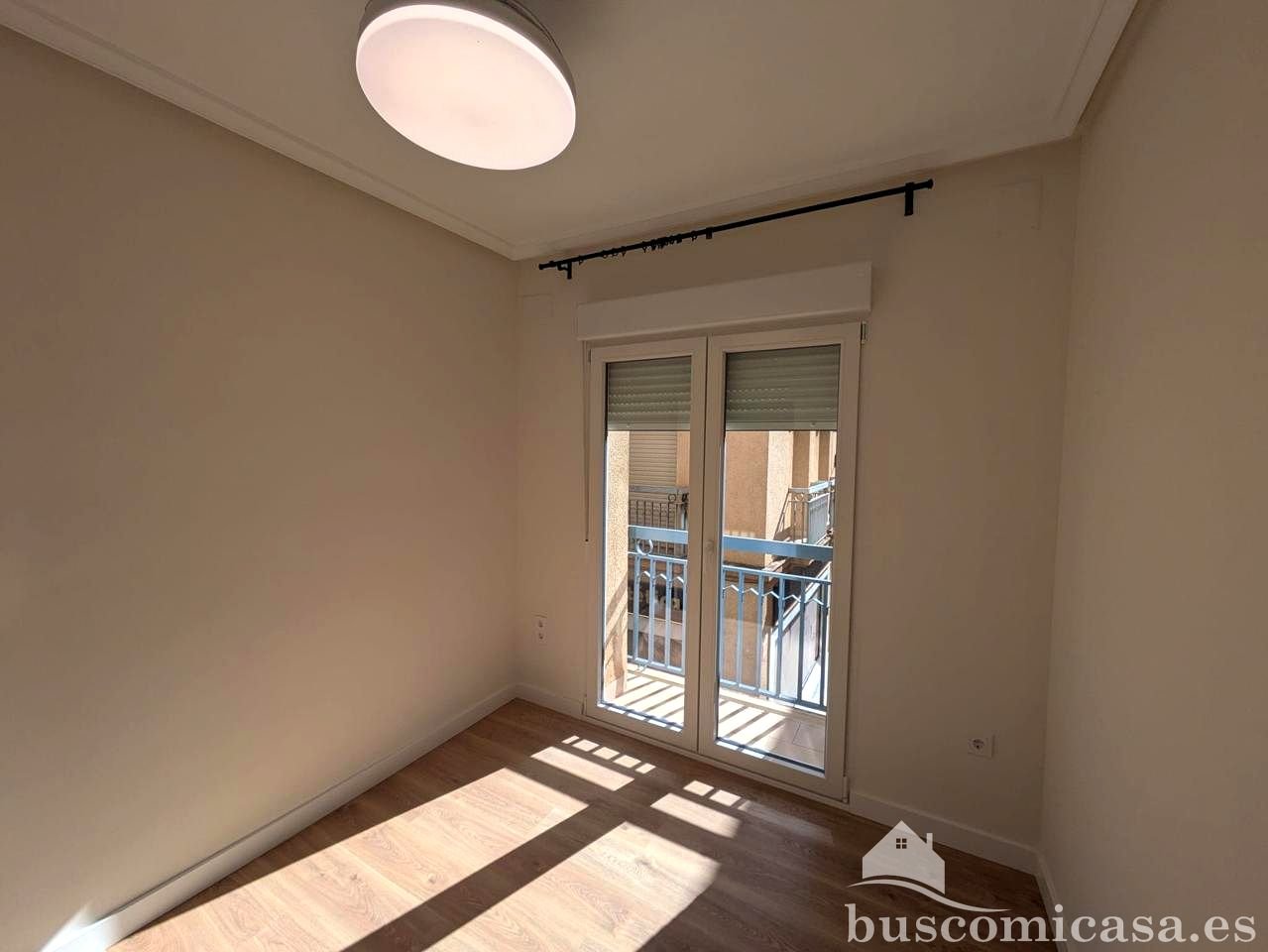 Piso de 75 m² en Linares