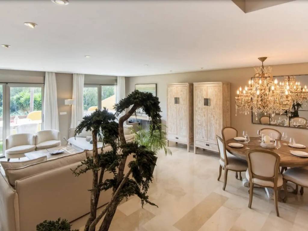 Casa de 250 m² en Marbella