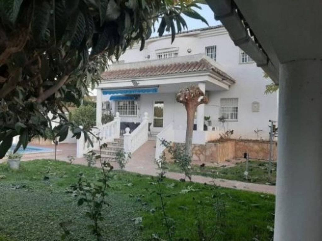 Casa de 238 m² en l'Eliana