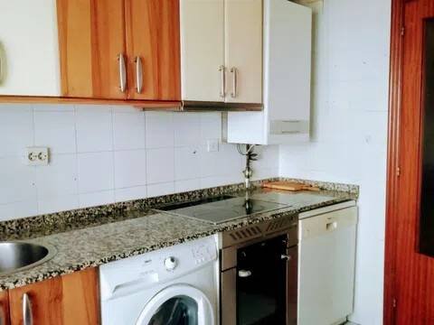 Piso de 100 m² en Oviedo