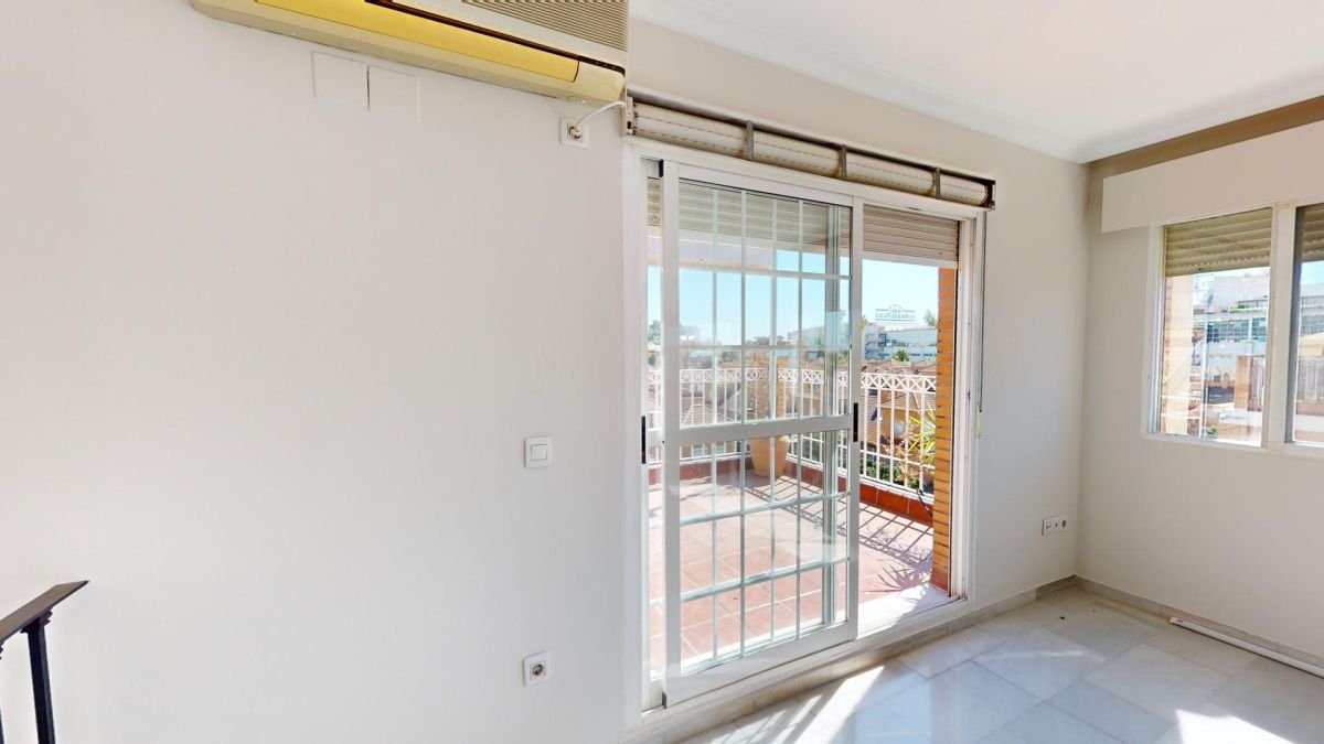 Piso de 158 m² en Sevilla