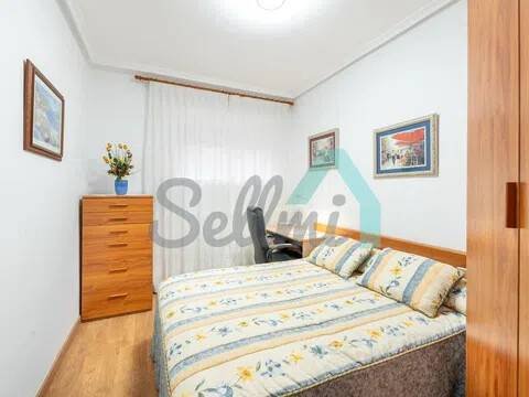 Habitación 87 m², Oviedo