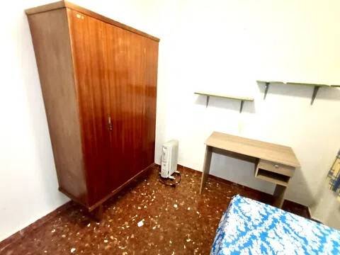 Habitación 90 m², Granada