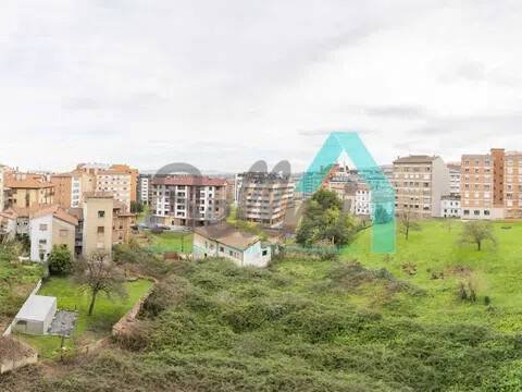 Wohnung 90 m² in Oviedo