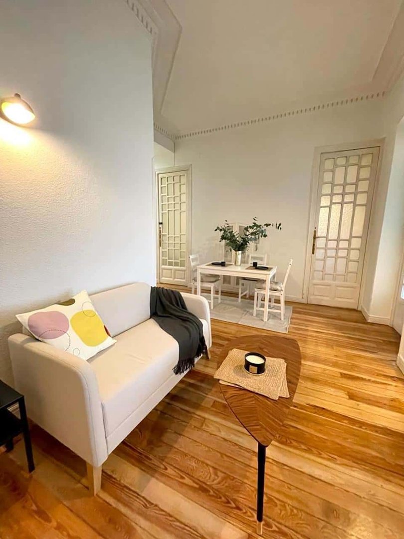 Habitació de lloguer, Madrid